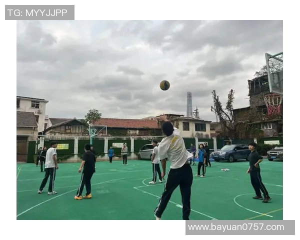 上海排球队在排球耐力排行榜中荣获第八名展现出强劲实力与团队精神 上海排球队在排球耐力排行榜中荣获第八名展现出强劲实力与团队精神